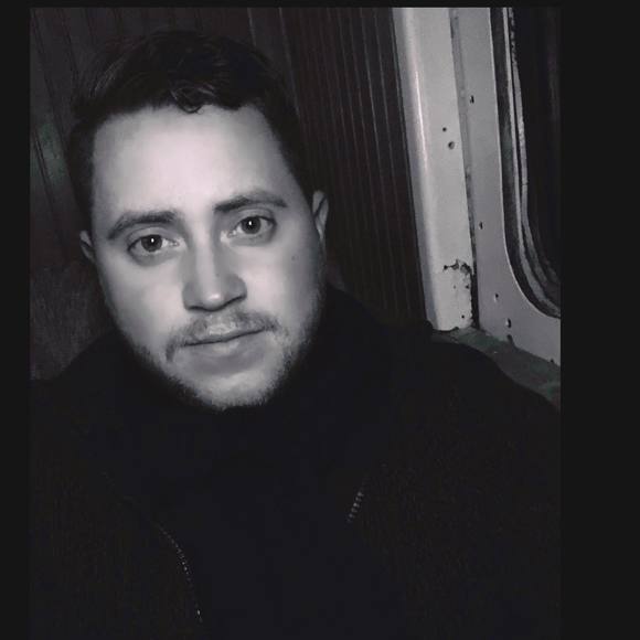 Meet your Posher, Martin - Picture 1 of 1